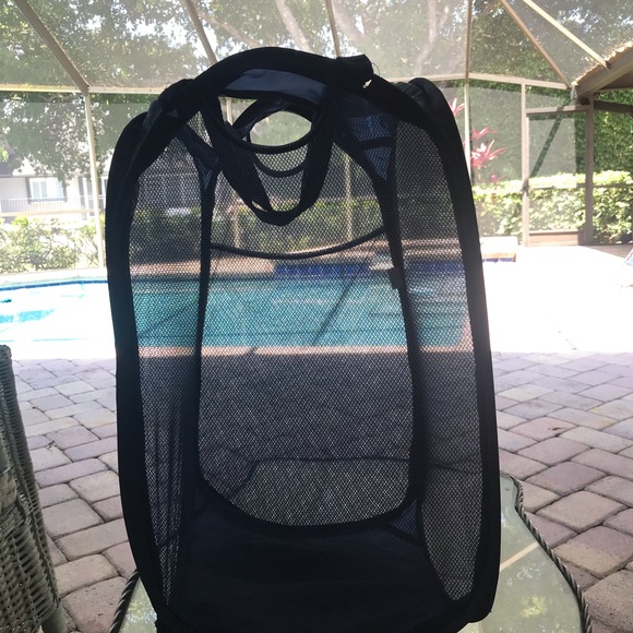 NAVY BLUE MESH HAMPER - Picture 3 of 7